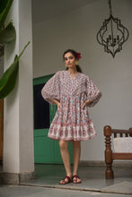 Load image into Gallery viewer, the CHILLI mini - white & brown floral