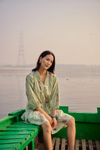 Load image into Gallery viewer, the SAFFRON mini - green stripes with buta