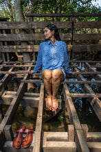 Load image into Gallery viewer, The BASIC shirt - deep blue w/ white butis