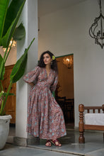 Load image into Gallery viewer, the ANISE midi - brown with red and pink floral