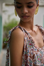 Load image into Gallery viewer, the SAGE Maxi - white with brown and pink floral