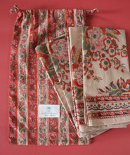 Load image into Gallery viewer, GIETHOORN Napkins - Beige & orange floral (set of 6)