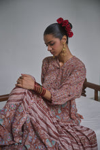 Load image into Gallery viewer, The CHILLI maxi - brown with red and pink floral