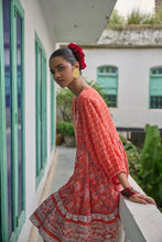 Load image into Gallery viewer, the CHILLI mini - coral and pink floral