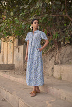 Load image into Gallery viewer, the MALABAR maxi - blue floral