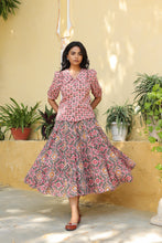 Load image into Gallery viewer, the Godet Skirt - soft pink floral
