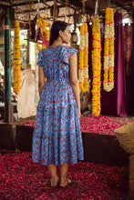 Load image into Gallery viewer, CILANTRO midi - Blue & red floral