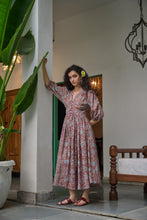 Load image into Gallery viewer, the ANISE midi - brown with red and pink floral