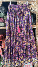 Load image into Gallery viewer, Panelled skirt with pockets - deep purple w/ pink mustard floral