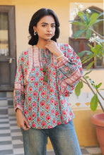 Load image into Gallery viewer, the MINT top - turquoise blue with pink butis