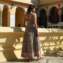 Load image into Gallery viewer, The JAIPUR maxi - green with soft pink floral