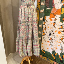 Load image into Gallery viewer, CINNAMON skirt - pea green w/ fuchsia floral
