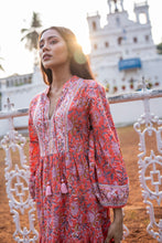 Load image into Gallery viewer, The WASABI midi -apricot w/ pink floral