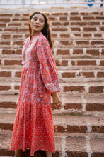 Load image into Gallery viewer, The WASABI midi -apricot w/ pink floral