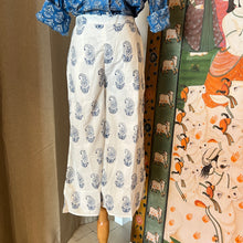 Load image into Gallery viewer, the ROSEMARY pants- white w/ blue paisley
