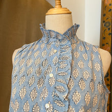 Load image into Gallery viewer, the BASIL top - light blue