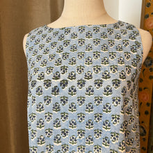 Load image into Gallery viewer, the KAFFIR midi - light blue floral