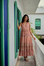 Load image into Gallery viewer, the BORAGE MAXI - soft pink floral