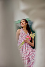 Load image into Gallery viewer, the BORAGE MAXI - white and purple floral