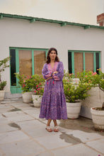 Load image into Gallery viewer, The WASABI midi - purple & pink floral