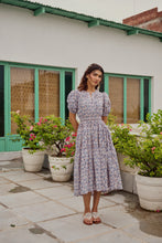 Load image into Gallery viewer, the CAJUN midi - white with blue & grey floral