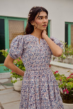 Load image into Gallery viewer, the CAJUN midi - white with blue & grey floral