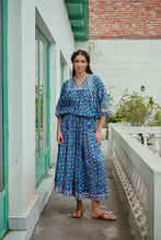 Load image into Gallery viewer, Panelled skirt with pockets - blue fun floral