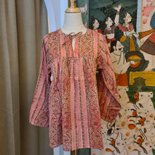 Load image into Gallery viewer, The NIGELLA top - pink vines