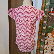 Load image into Gallery viewer, The VANILLA top - pink zig zag