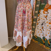 Load image into Gallery viewer, CINNAMON skirt - white w/ pink green floral