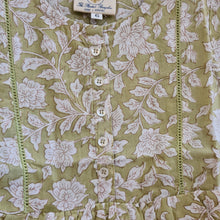 Load image into Gallery viewer, Kids Dress with ruffled sleeves - Light green w/ white floral