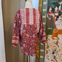 Load image into Gallery viewer, the MINT top - Maroon red w/colourful floral