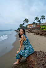 Load image into Gallery viewer, the CILANTRO midi - blue &amp; green floral
