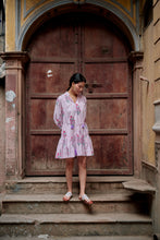 Load image into Gallery viewer, the SAFFRON mini - light pink with purple stripes
