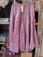 Load image into Gallery viewer, the Godet Skirt - pink geometric print
