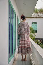 Load image into Gallery viewer, The CHILLI midi - white with brown and pink floral
