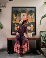 Load image into Gallery viewer, The CINNAMON skirt - vintage NAVY with red buti
