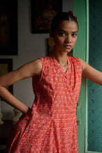 Load image into Gallery viewer, The CURRY wrap - coral &amp; pink floral

