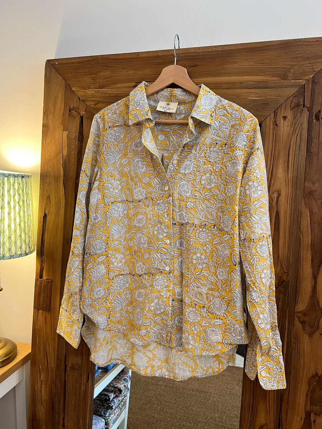 The BASIC shirt - yellow floral