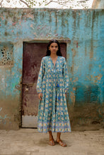 Load image into Gallery viewer, the Thyme maxi - green &amp; yellow floral
