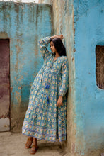Load image into Gallery viewer, the Thyme maxi - green &amp; yellow floral
