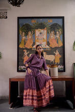 Load image into Gallery viewer, The CINNAMON skirt - vintage NAVY with red buti
