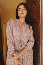 Load image into Gallery viewer, the CAJUN dress - beige floral
