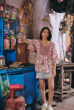 Load image into Gallery viewer, the CELERY top - soft pink jaal/lurex block printed
