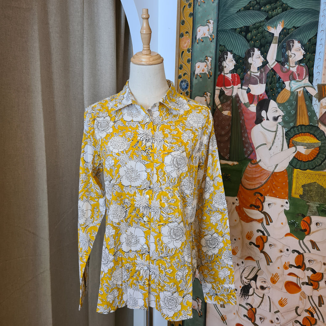 The BASIC shirt - yellow with big floral