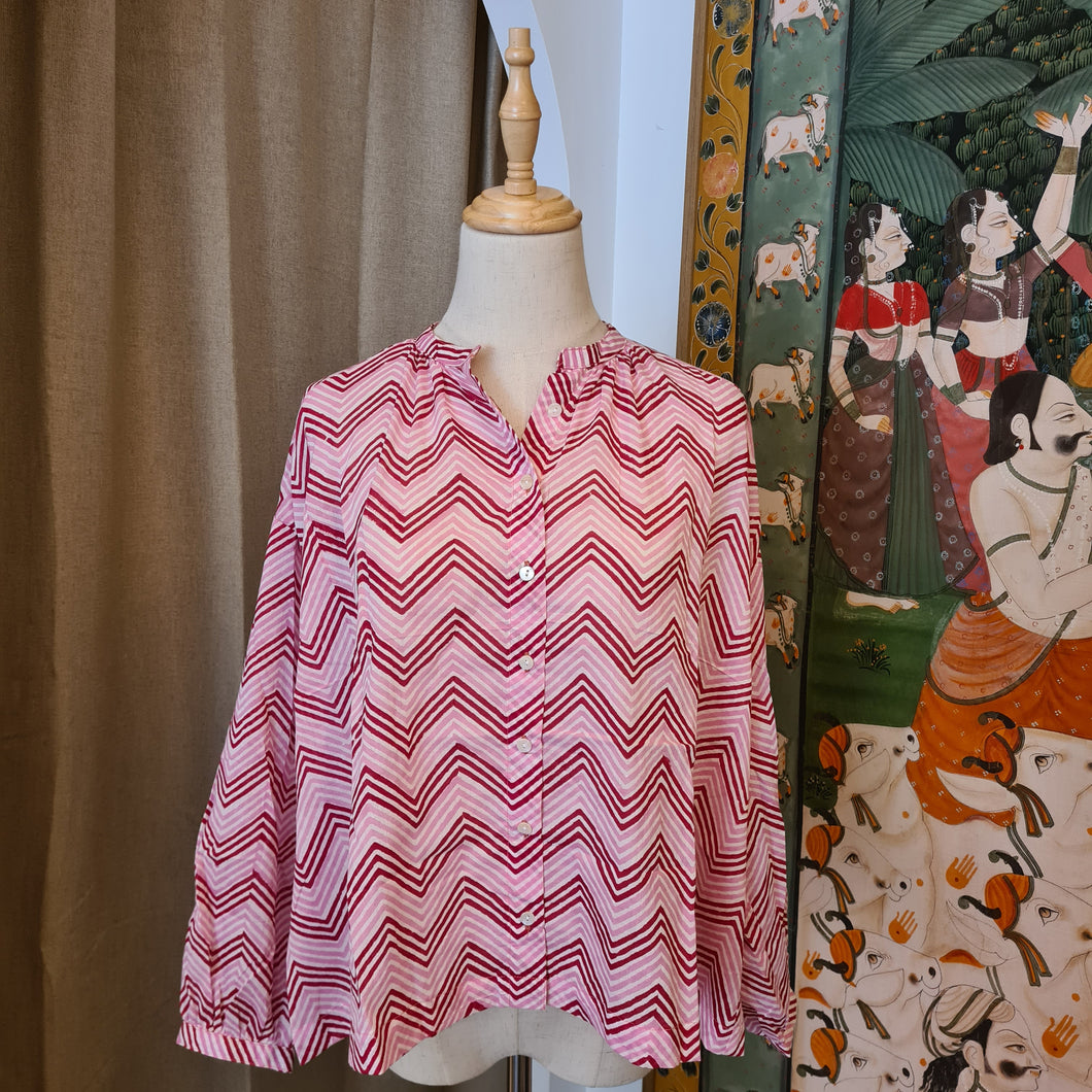 The CLOVE top - pink zig zag