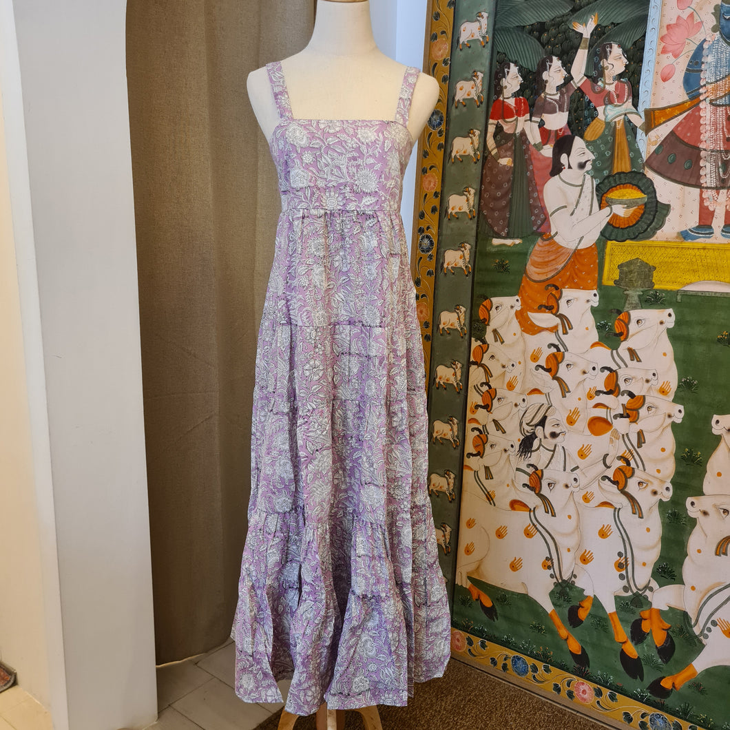 the SENF maxi - sweet purple with white floral