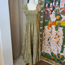 Load image into Gallery viewer, The PAPRIKA dress - spring green with pink floral
