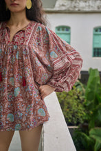 Load image into Gallery viewer, the MINT top - brown with red and pink floral
