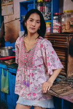 Load image into Gallery viewer, the CELERY top - soft pink jaal/lurex block printed
